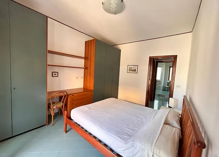 From With * Сорренто